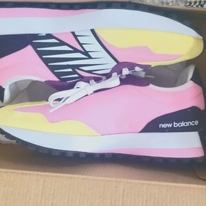 New Balance  Womans size 7